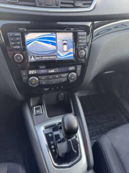 
										2017 NISSAN QASHQAI pilnas									