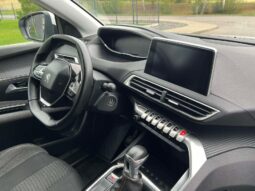 
										2018 PEUGEOT 3008 pilnas									