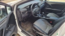 
										2017 TOYOTA AVENSIS pilnas									