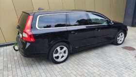 2011 VOLVO V70