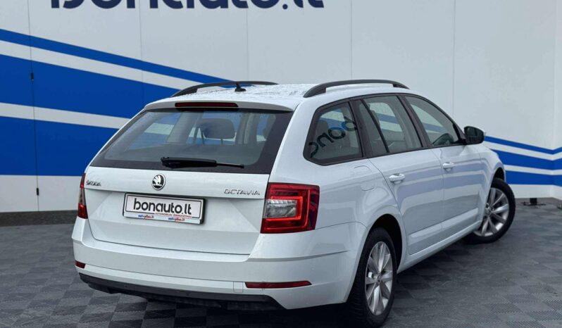 
								Skoda Octavia pilnas									