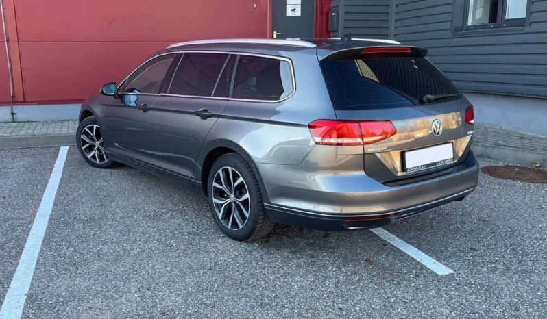 
								Volkswagen Passat pilnas									