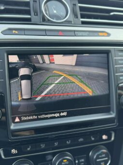 
										Volkswagen Passat pilnas									