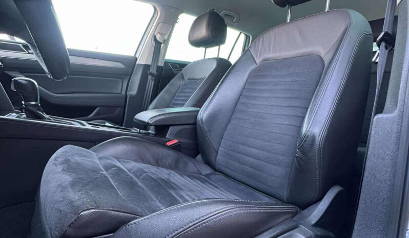 
								Volkswagen Passat pilnas									