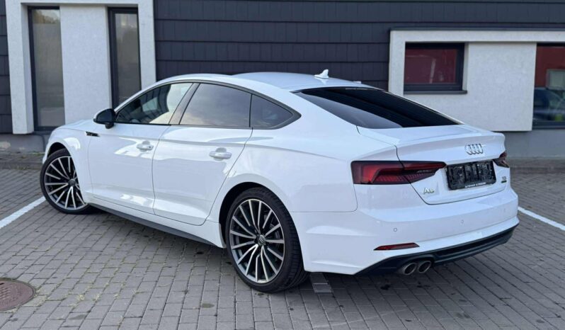 
								Audi A5 pilnas									