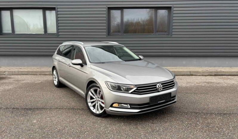 
								Volkswagen Passat pilnas									