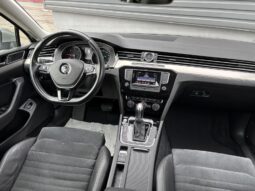 
										Volkswagen Passat pilnas									