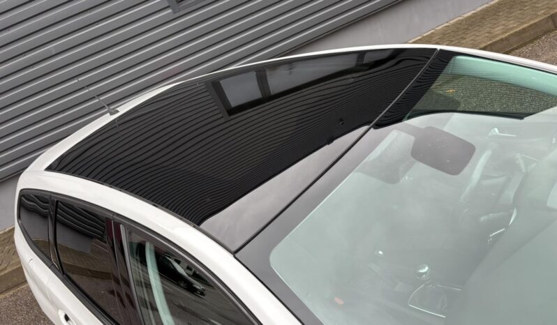 
								2015 PEUGEOT 308 pilnas									