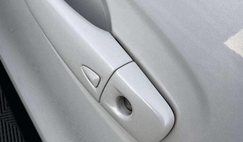 
								2018 RENAULT KADJAR pilnas									