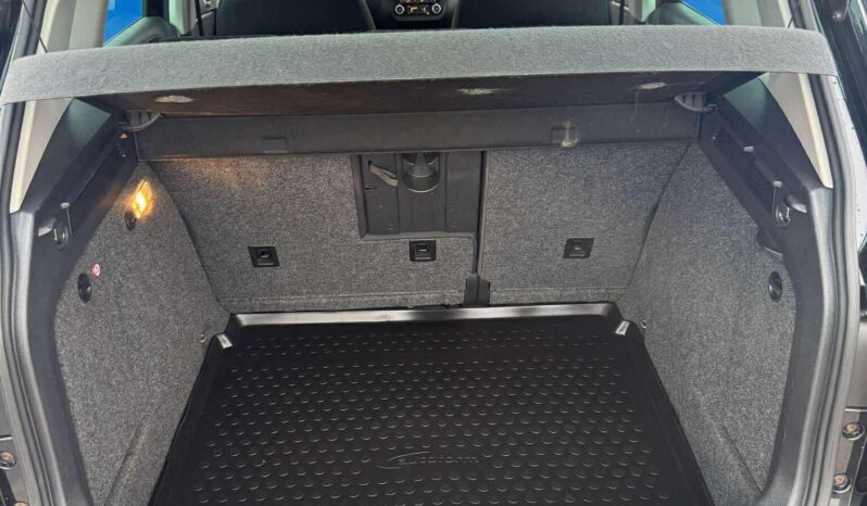 
								2011 VOLKSWAGEN TIGUAN pilnas									