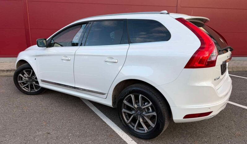 
								2016 VOLVO XC60 pilnas									