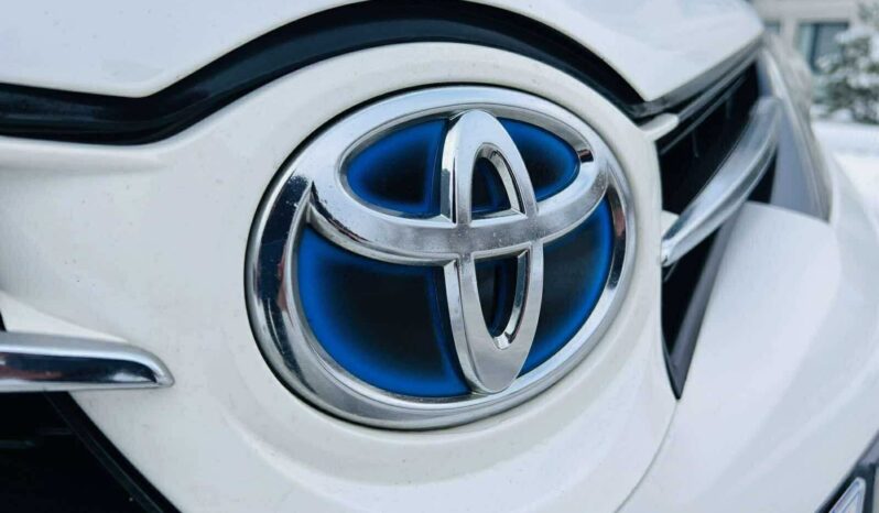 
								2015 TOYOTA AURIS pilnas									