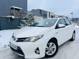 2015 TOYOTA AURIS