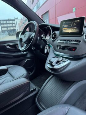 2015 Mercedes-Benz V250