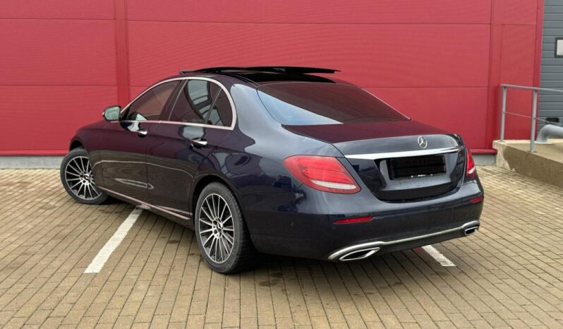 
								2016 Mercedes-Benz E pilnas									