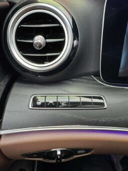 
										2016 Mercedes-Benz E pilnas									