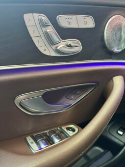 
										2016 Mercedes-Benz E pilnas									