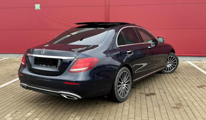 
								2016 Mercedes-Benz E pilnas									