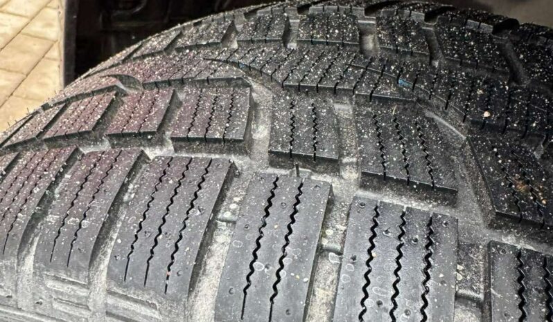 
								2016 Mercedes-Benz E pilnas									