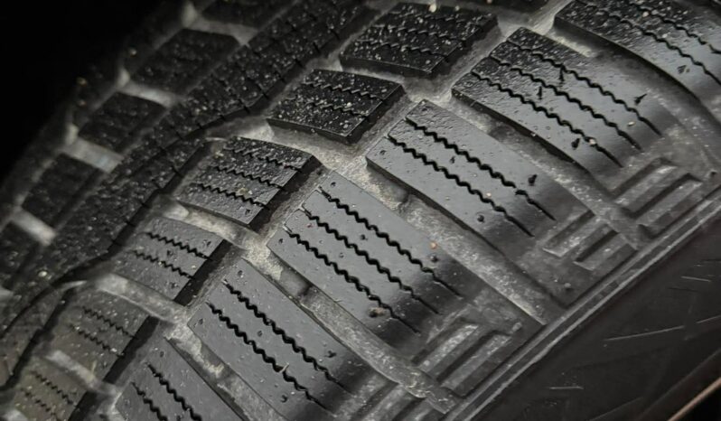 
								2018 Peugeot 3008 pilnas									