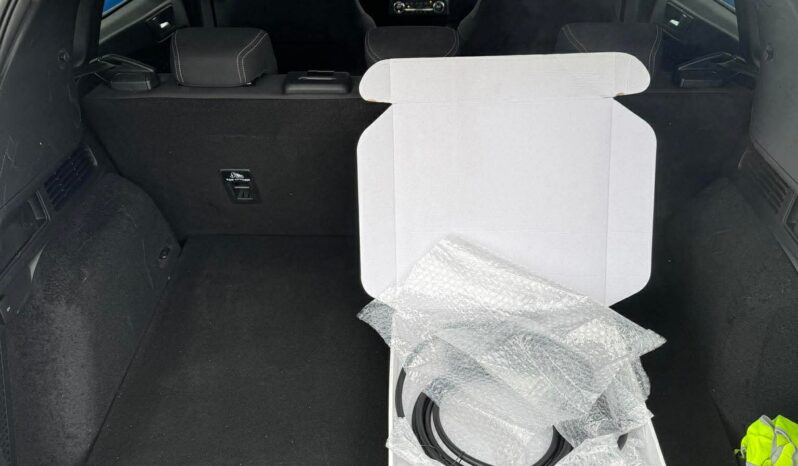 
								2020 FORD KUGA pilnas									