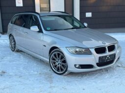2011 BMW 320