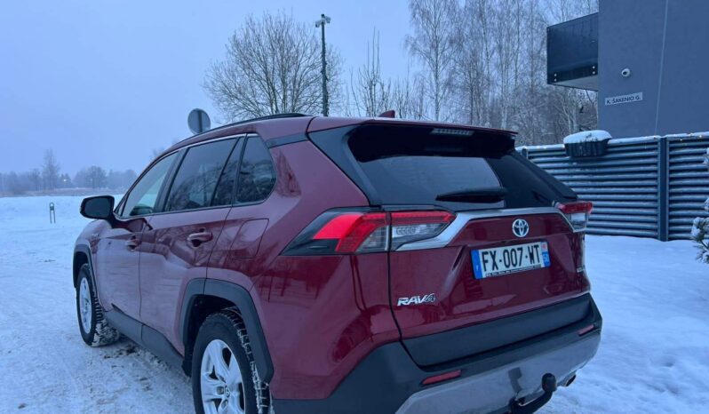 
								2022 TOYOTA RAV-4 pilnas									