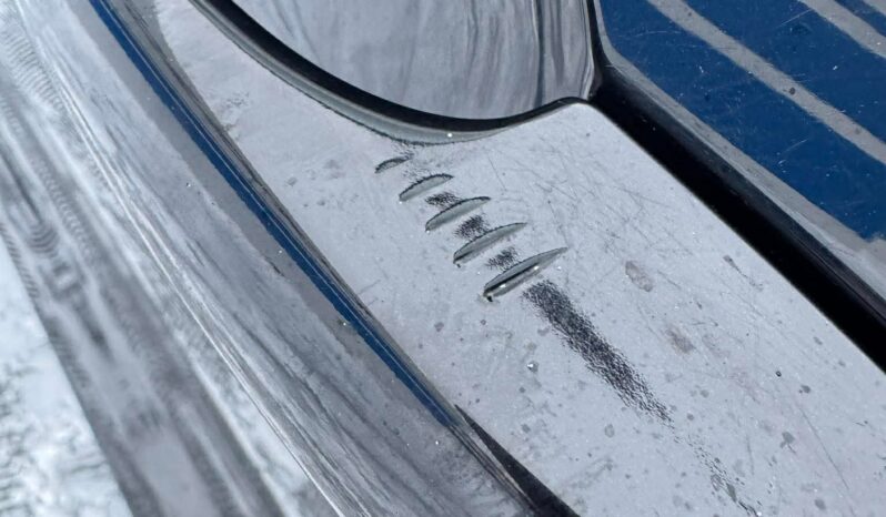 
								2020 FORD KUGA pilnas									