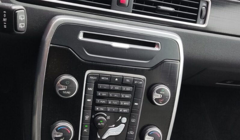 
								2014 VOLVO V70 pilnas									