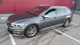 2017 VOLKSWAGEN PASSAT