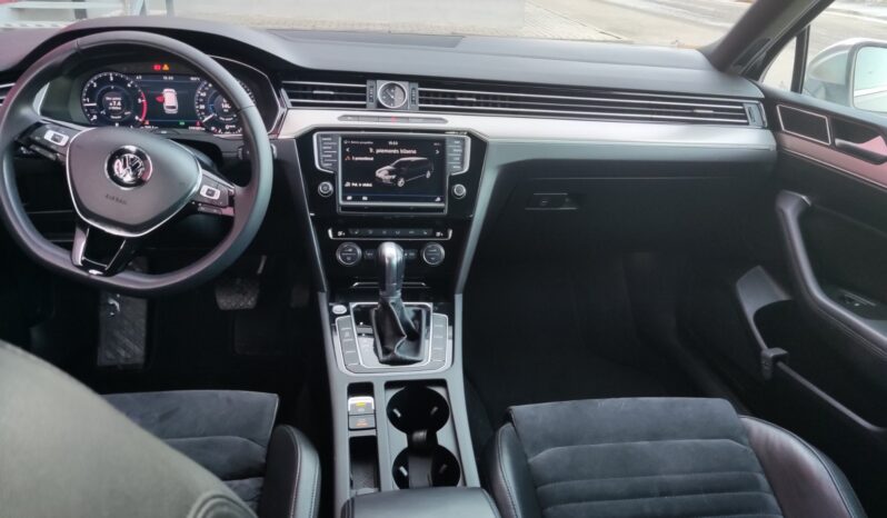 
								2017 VOLKSWAGEN PASSAT pilnas									