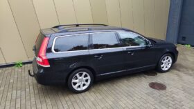 2014 VOLVO V70