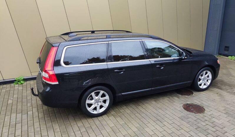 
								2014 VOLVO V70 pilnas									