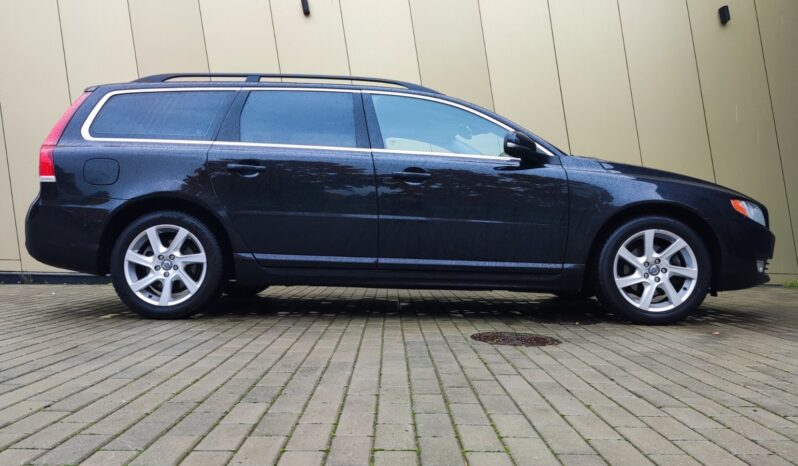 
								2014 VOLVO V70 pilnas									