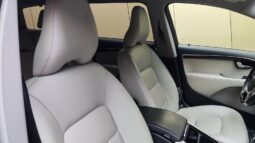 
										2014 VOLVO V70 pilnas									