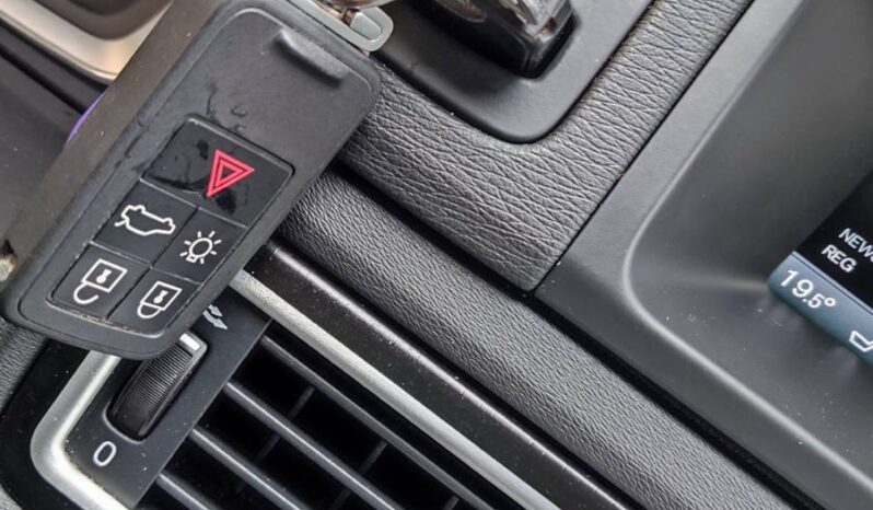 
								2014 VOLVO V70 pilnas									