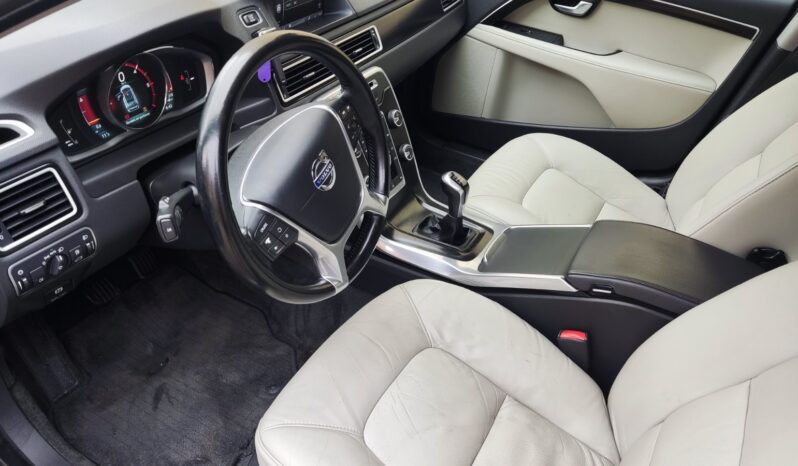 
								2014 VOLVO V70 pilnas									