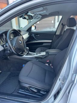 
										2011 BMW 320 pilnas									