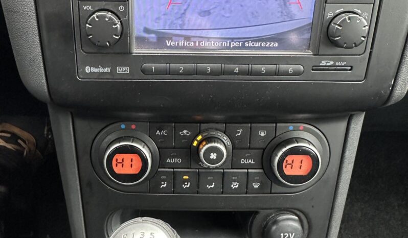 
								Nissan Qashqai pilnas									