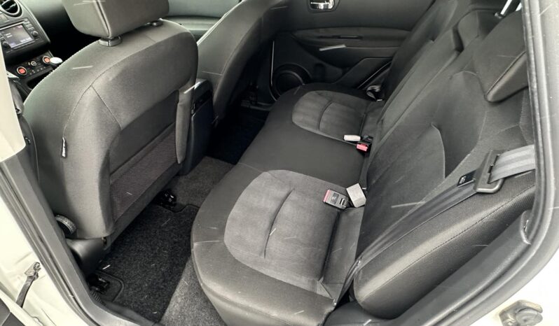 
								Nissan Qashqai pilnas									