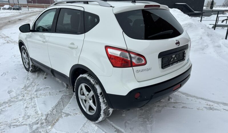 
								Nissan Qashqai pilnas									