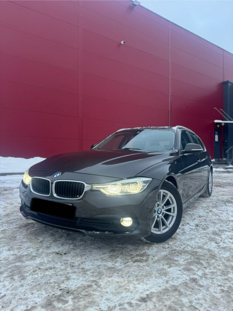 BMW 320
