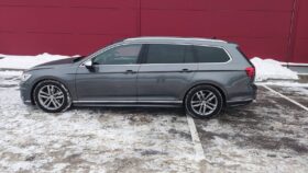 2017 VOLKSWAGEN PASSAT