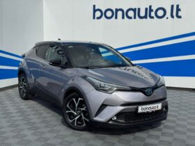 2017 TOYOTA C-HR