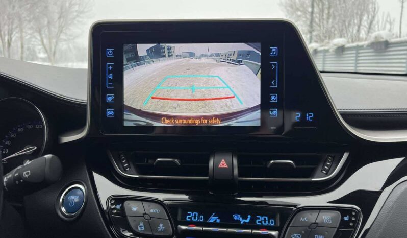 
								2020 TOYOTA CH-R pilnas									