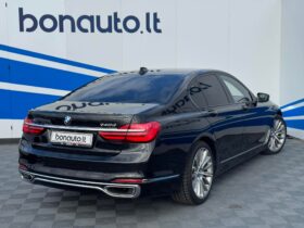 BMW 740
