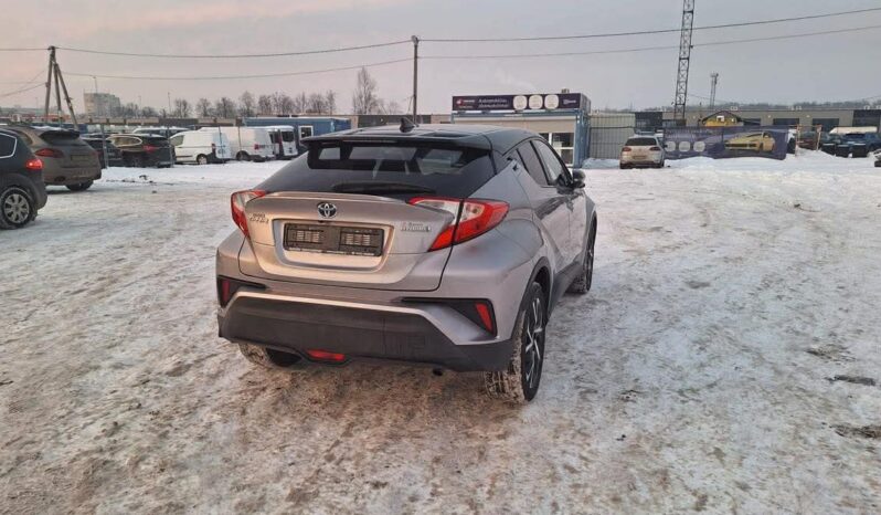 
								2017 TOYOTA C-HR pilnas									