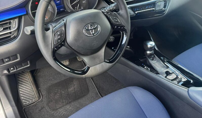 
								2017 TOYOTA C-HR pilnas									