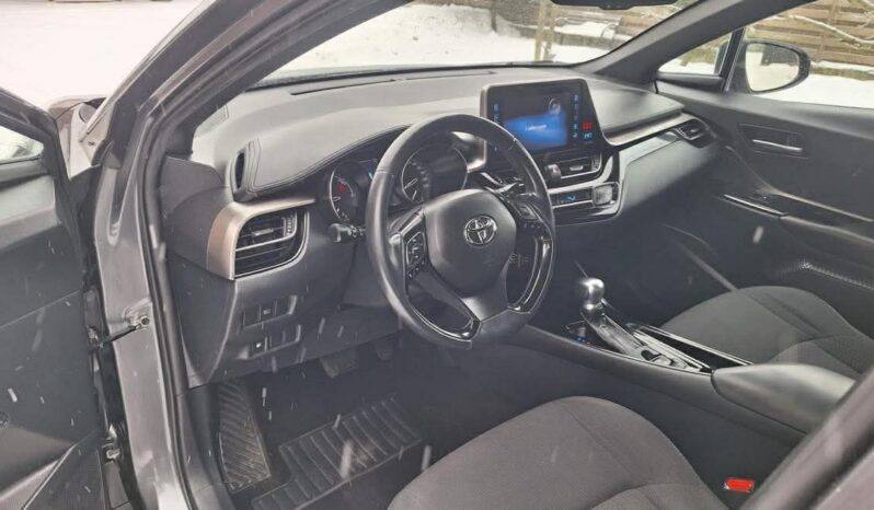 
								2018 TOYOTA C-HR pilnas									