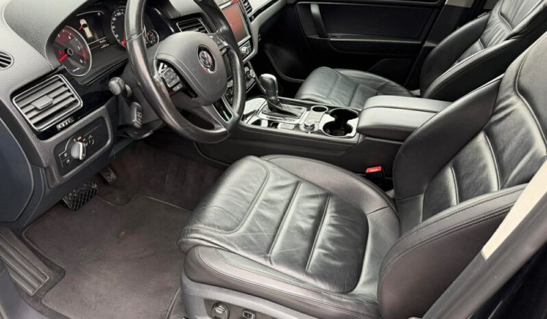 
								2014 VOLKSWAGEN TOUREG pilnas									